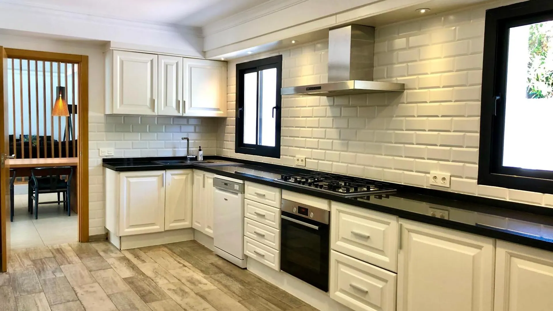 Moderna Villa En ماربيا 0*,  إسبانيا